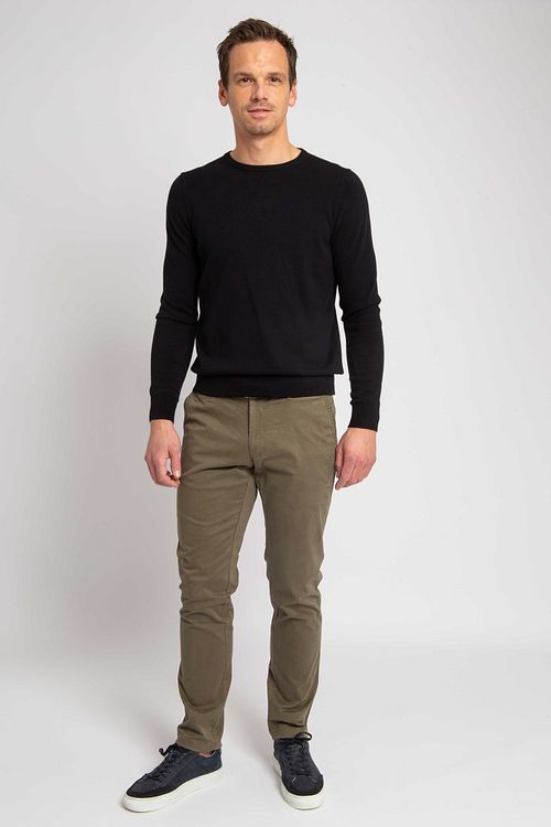 Suitable Chino Plato Olivgrün Model / Voorkant