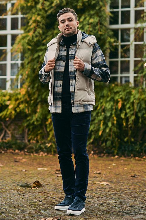 Suitable Chino Plato Velours côtelé Marine Model / Voorkant avec Bram