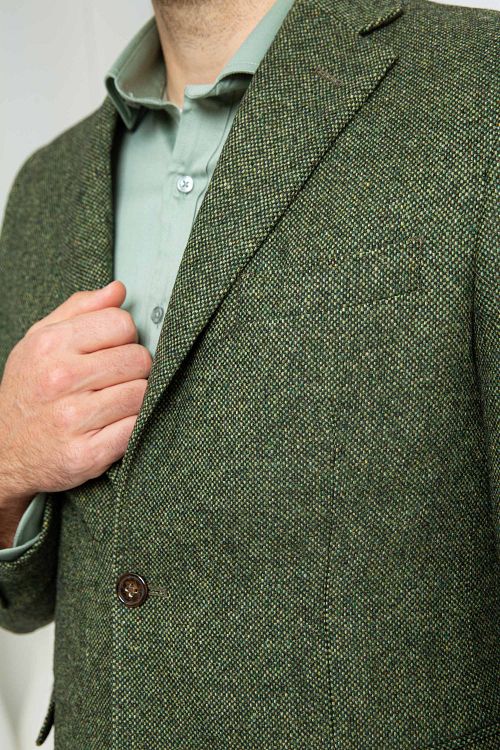 Suitable Fugleøjekraven Colbert i Merinould Grøn Model / Detail