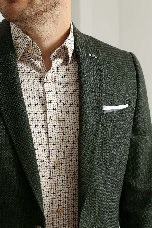 Suitable Giacca Heleen verde Model / Detail