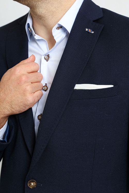 Suitable Heleen Blazer Navy Model / Detail