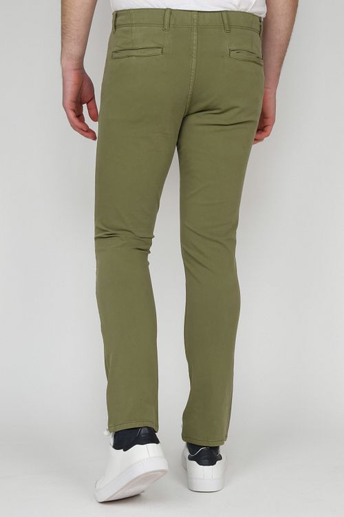 Suitable Milton Chino Skinny Fit zielony Model / Achterkant