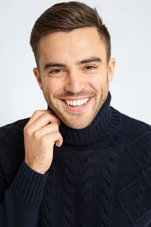 Suitable Pullover i Navyblå med Kabelstrik Model / Detail