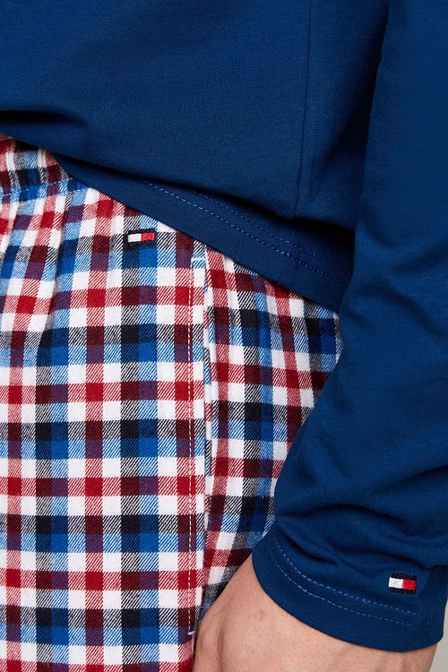 Tommy Hilfiger Pyjamasæt i Navy Rutemønster Model / Detail