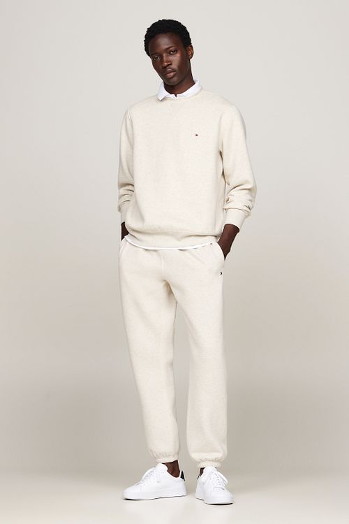 Sweter Tommy Hilfiger Essential Greige Model / Voorkant