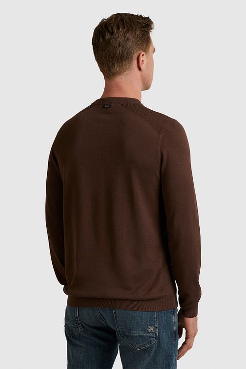 Vanguard Pullover Brown Model / Achterkant