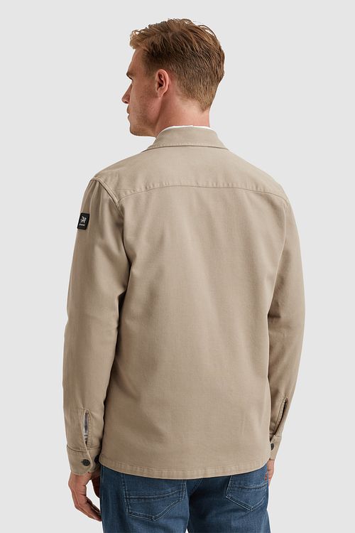 Vanguard Overshirt w kolorze camel Model / Achterkant