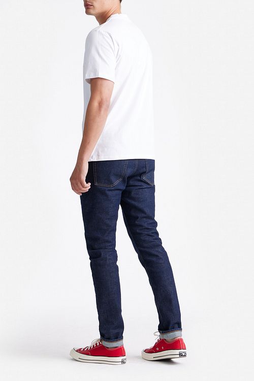 King Essentials The Shawn T-Shirt Vit Model / Achterkant