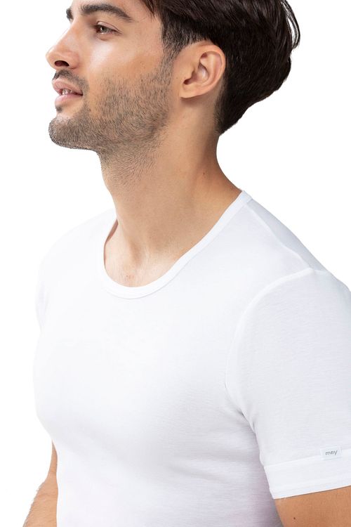 Mey Noblesse O-Ausschnitt T-Shirt Weiß Model / Detail