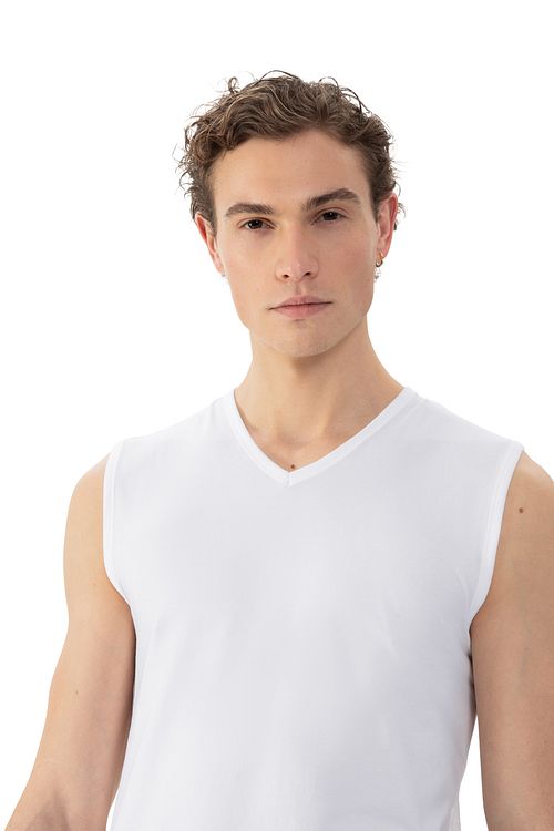 Mey V-neck Dry Cotton Muscle Singlet White Model / Detail