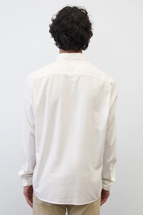 Koszula Marc O'Polo w kolorze off-white Model / Achterkant