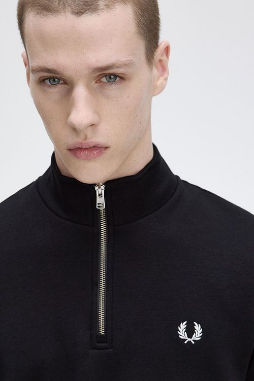Fred Perry Halv Zip Trøje Sort Model / Detail