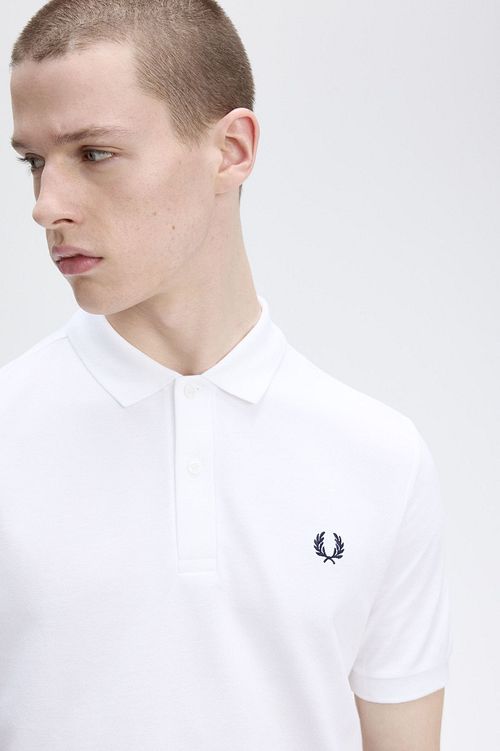 Fred Perry Piké Vit Model / Detail