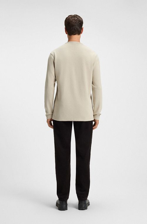 BOSS Genser Tempesto Ecru Model / Achterkant