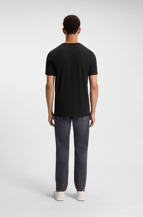 BOSS T-skjorte Tegood Svart Model / Achterkant