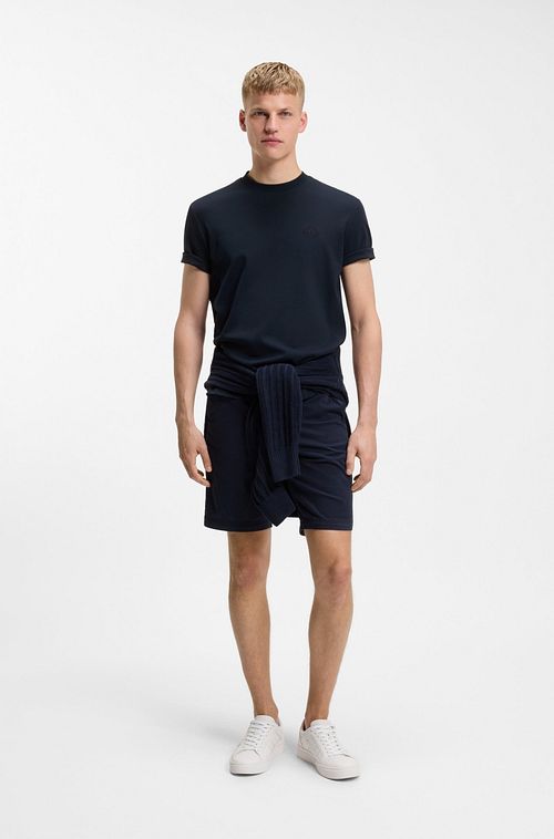 T-shirt BOSS Interlock w kolorze granatowym Model / Voorkant