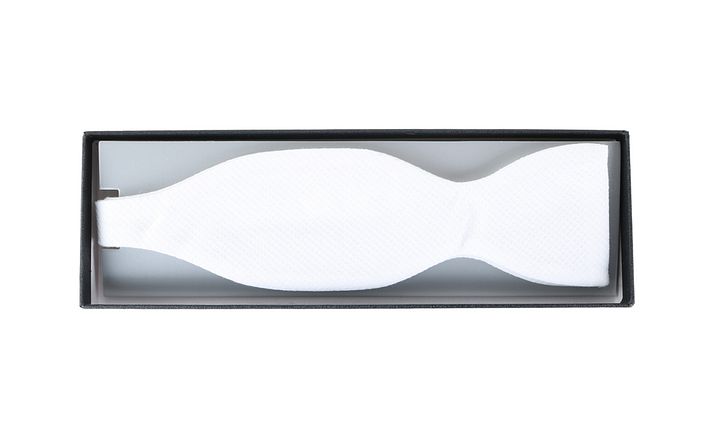 Self Tie Bow Tie Donau White