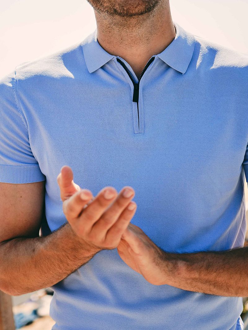 Suitable Knitted Half Zip Poloshirt Hellblau - Größe L günstig online kaufen