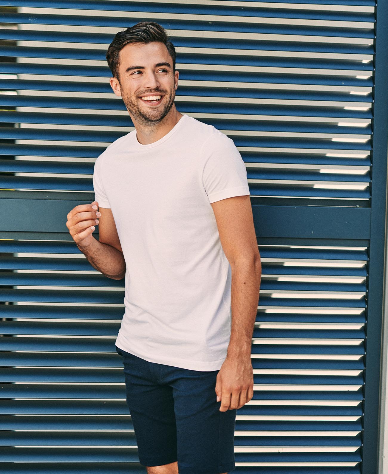 Shoplook_0000_20230710_Suitable45727