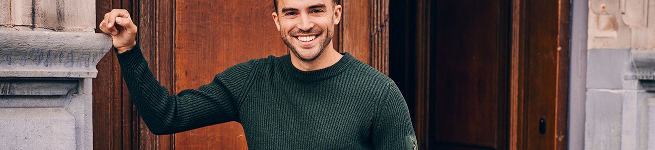 Men's Sweaters and Jumpers Outlet, up to 70% off! - Suitable